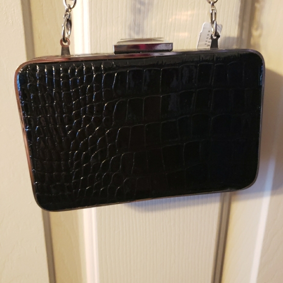 NWT WHBM Black Small Evening Bag with Soulder/Crossbody Chain - Picture 3 of 8